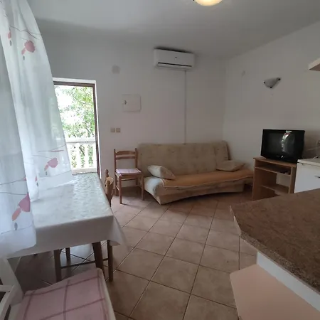 Apartment Cheapest And Comfortable Just Approx 100m To Sea, Near Sandy *