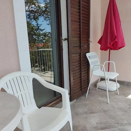 Cheapest And Comfortable Just Approx 100m To Sea, Near Sandy Crikvenica