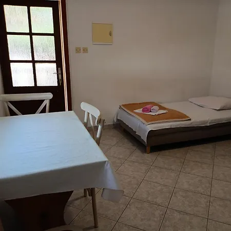 Apartment Cheapest And Comfortable Just Approx 100m To Sea, Near Sandy