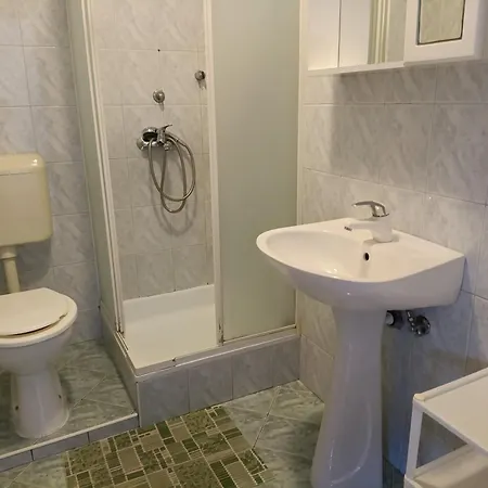 Cheapest And Comfortable Just Approx 100m To Sea, Near Sandy Crikvenica