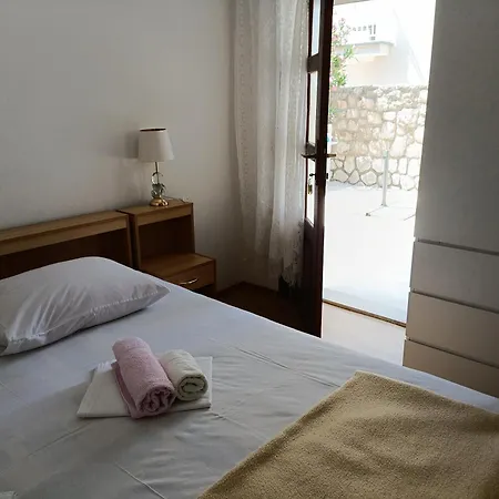 Apartment Cheapest And Comfortable Just Approx 100m To Sea, Near Sandy