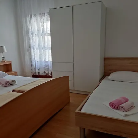 Cheapest And Comfortable Just Approx 100m To Sea, Near Sandy Crikvenica