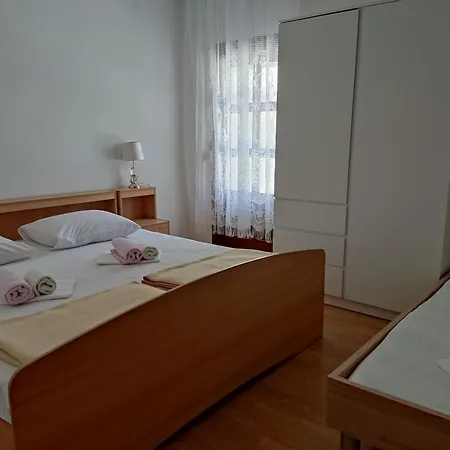 Cheapest And Comfortable Just Approx 100m To Sea, Near Sandy Crikvenica