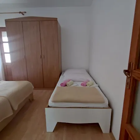 Apartment Cheapest And Comfortable Just Approx 100m To Sea, Near Sandy *