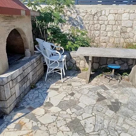 Apartment Cheapest And Comfortable Just Approx 100m To Sea, Near Sandy *